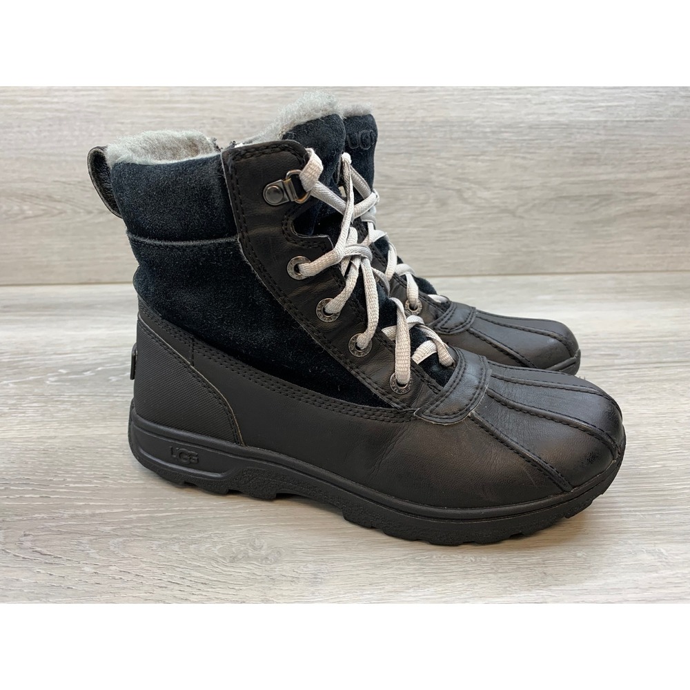 UGG Adirondack III Women's Boots Black Leather‎ Suede Fur Lined Side Zip Shoes